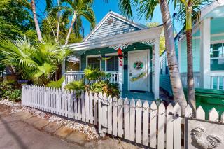 The Conch-Out Cottage - 9