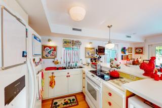 The Conch-Out Cottage - Key West - 2