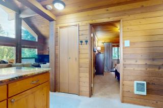 Mountain View Getaway - 2