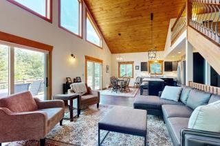 Ferncrest Mountain House - 9