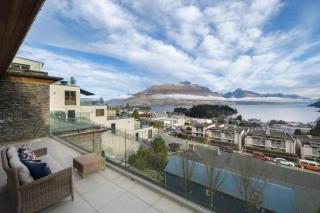 catalina-apt-5-amazing-views-and-walk-to-town - 6