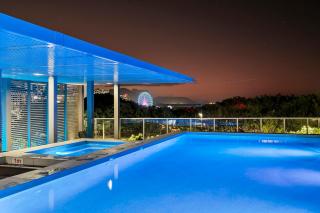 Lux Waterfront at Habour Lights I prime location Pool, Gym & Sauna - 9