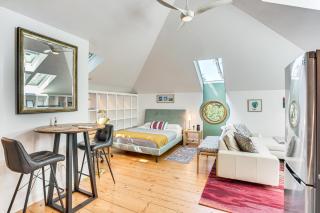 Pet-Friendly Minneapolis Studio Walk to Lake! - Minneapolis - 2