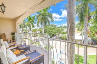 New Listing! Bayside Unit, Balcony, Private Beach! - Siesta Key - 2