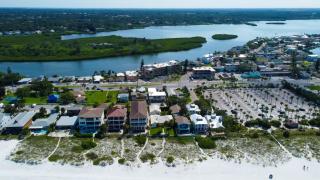 Carousel Suites -Redington Shores - Redington Shores - 2