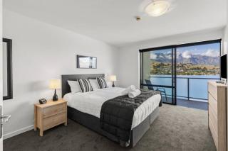Lakeside Landing - lake front and walk to town - Queenstown - 6