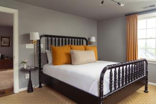 The Clifton - Charlottesville - 9