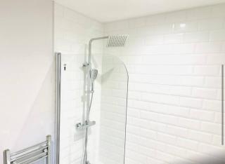 Dover Castle Luxury Apartment-Allocated Parking - 1
