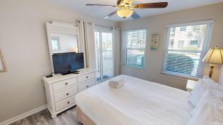 Poolside Villas 101- by Holiday Isle Properties - Destin - 3