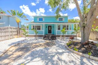 New Listing! - Spacious, Tropical, Private Pool! - Siesta Key - 8