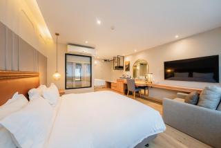 THEE Bangkok by TH District "newly renovated" - 1