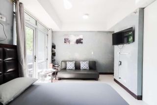 Cubao Manhattan Heights Residential Condo TA4N - Low Floor Studio with Pool & Balcony, 5 Mins Walk to Gateway Mall & Araneta Coliseum LRT MRT Cubao Quezon City - Staycations by SMS - 9