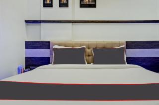 Super Townhouse Poona Royal - Chinchiwad - 1