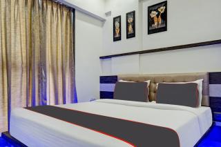 Super Townhouse Poona Royal - 9