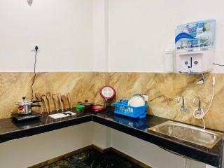 Amrita residency Non Ac - Varanasi - 3