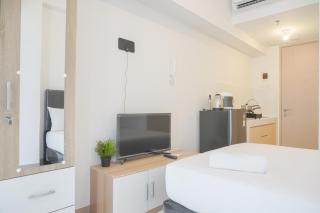 Fully Furnished Studio at Tokyo Riverside PIK 2 Apartment By Travelio - Rawalembang - 1