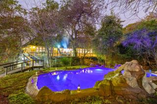 Kusudalweni Safari Lodge and Spa - Guernsey Nature Reserve - 0