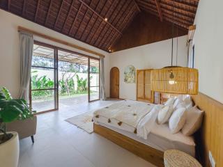 Abangan Palace Ubud - Jungle View - Ubud - 4