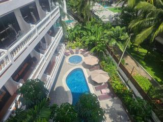 Patong Central Residence & Apartment - Patong - 4