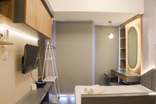 Studio (No Kitchen) with Sea View Tokyo Riverside PIK 2 Apartment By Travelio - Rawalembang - 2