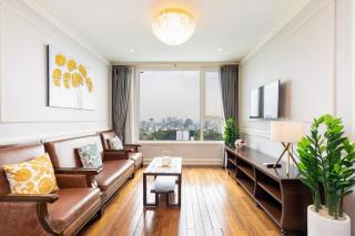 2BR 3BR Luxury Apartment Sky Pool - 1