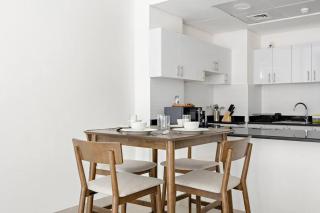 Peaceful and Spacious Apartment in Saadiyat - Abu Dhabi - 9
