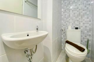 Fully Furnished with Cozy Design Studio Apartment Tokyo Riverside PIK 2 By Travelio - Rawalembang - 1