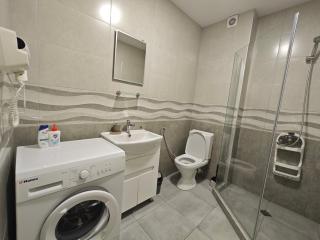 Central Pointe Suite - 3