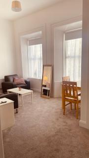 Colton House - Apt 3 - Tullamore - 4