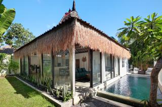 Villa Maison Pastis Canggu - 0