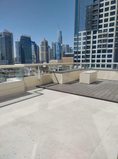 Upgraded 2 bedroom at Dubai Marina - 9