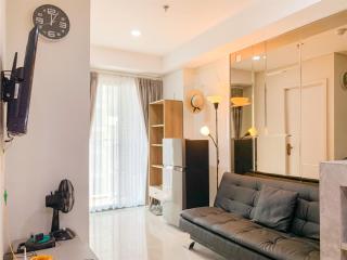 Comfort and Enjoy Living 2BR at Daan Mogot City Apartment By Travelio - Giacarta - 6