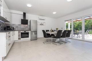 Villa Jelena I 4-Sterne I Beheizter Pool I Privatsphäre I barrierefrei I Grill - Gamboci - 3