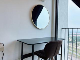 Trefoil by Manhattan Group - 4