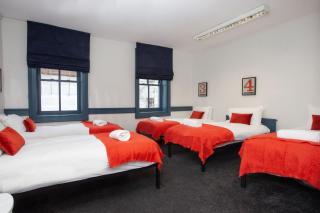 higgihaus #107 Sleeps up to 22 Hens Stags Rugby - Cardiff - 3