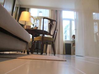 Miss Jordaan for Quiet Travellers - Amsterdam - 6