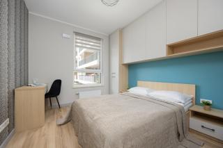 Warszawa Parking & Biurko 2 Sypialnie by Noclegi Renters - Varsavia - 9