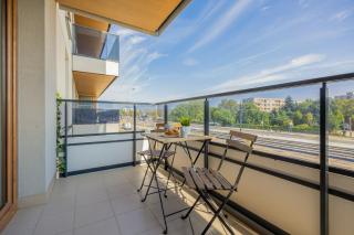 Warszawa Parking & Biurko 2 Sypialnie by Noclegi Renters - Varsavia - 6