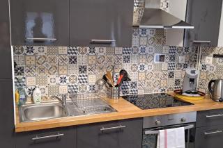 Cosy House with Paris Metro Direct Champs Elysées Eiffel Montmartre - 2