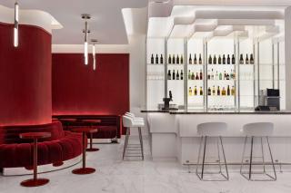 Revery Toronto Downtown, Curio Collection by Hilton - 4