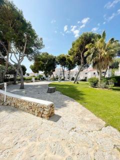 Apartamento Lia en Port Addaia, piscina y barbacoa, perfecto para vacaciones - 8