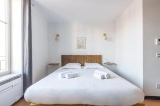 LB Vacation Rentals I Deluxe Studio Cannes Center - Marche Forville - 5 min Palais, Croisette & Plages - Cannes - 4