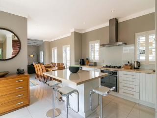 Modern Canal Lifestyle - Knysna - 2