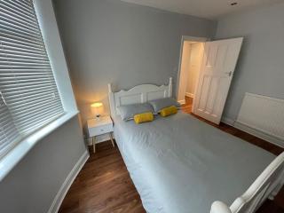 Entire Ground Floor Apartment in Watford - Watford - 6