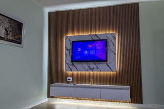 Spacious modern apartment close to city centre - Rruga At Zef Valentini, Block 20, 2nd Floor - Tirana - 0