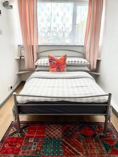 12 Penn Gardens- Apart 2 - Friern Barnet - 7
