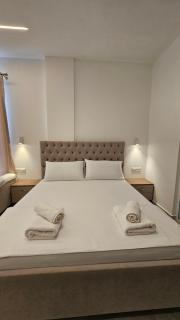 Blue Mare Apartments - Sarandë - 8