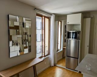 Studio calme et ensoleillé entièrement rénové - Paris - 3