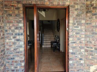 AMM Guesthouse - Gqeberha - 8