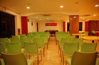 Hotel Tayas - Trippapur - 4